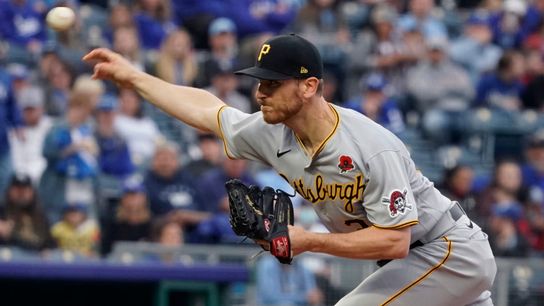 Final: Royals 7, Pirates 3 taken in Kansas City, Mo. (Live coverage)